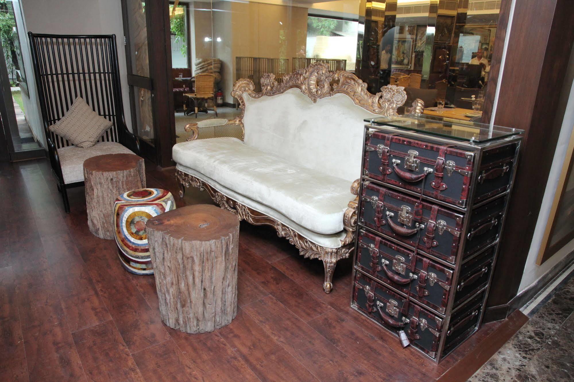 Diplomat, Chanakyapuri New Delhi- A Boutique Hotel מראה חיצוני תמונה
