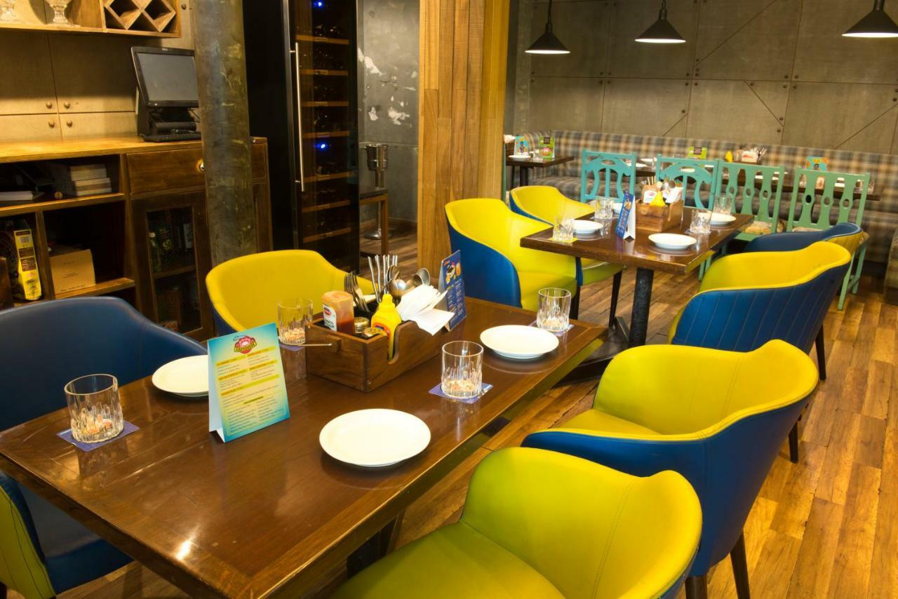 Diplomat, Chanakyapuri New Delhi- A Boutique Hotel מראה חיצוני תמונה
